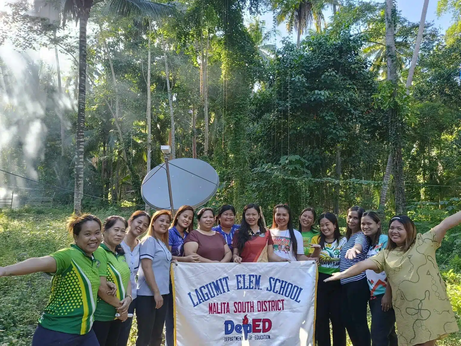 Kolaborasi Kacific dan Microsoft